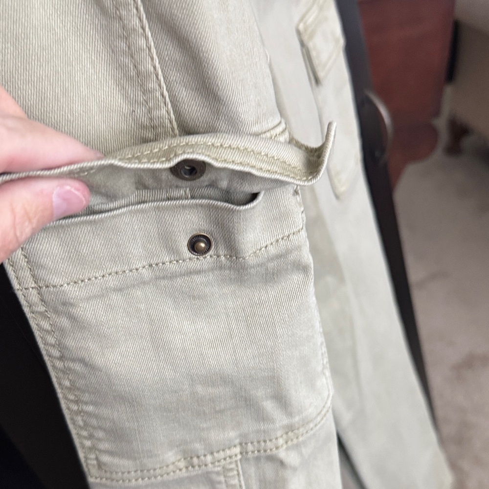 Universal Thread Light Tan/ Light Olive Boyfriend… - image 4